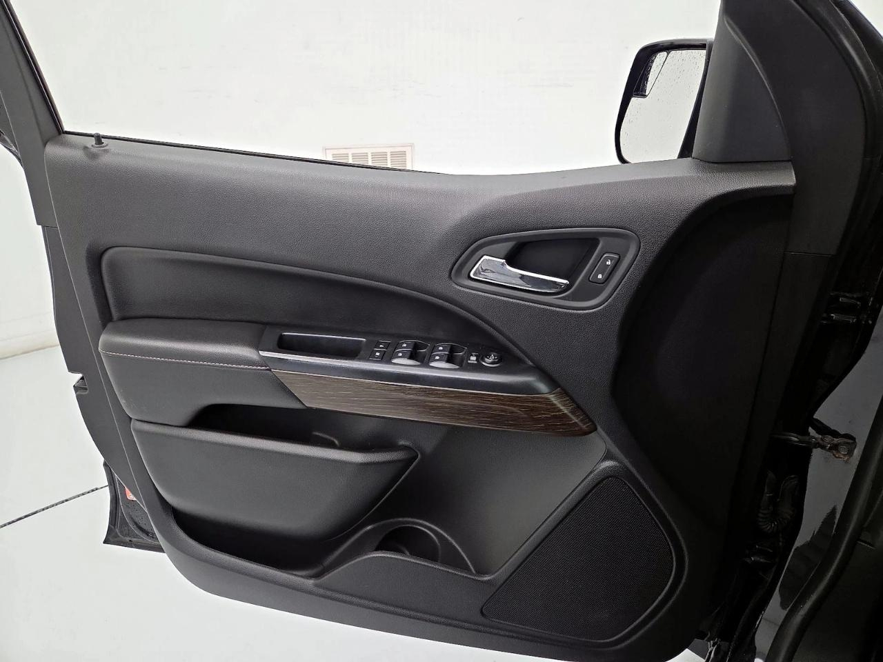 GMC Canyon Denali Crew Cab 2WD Long Box 2018