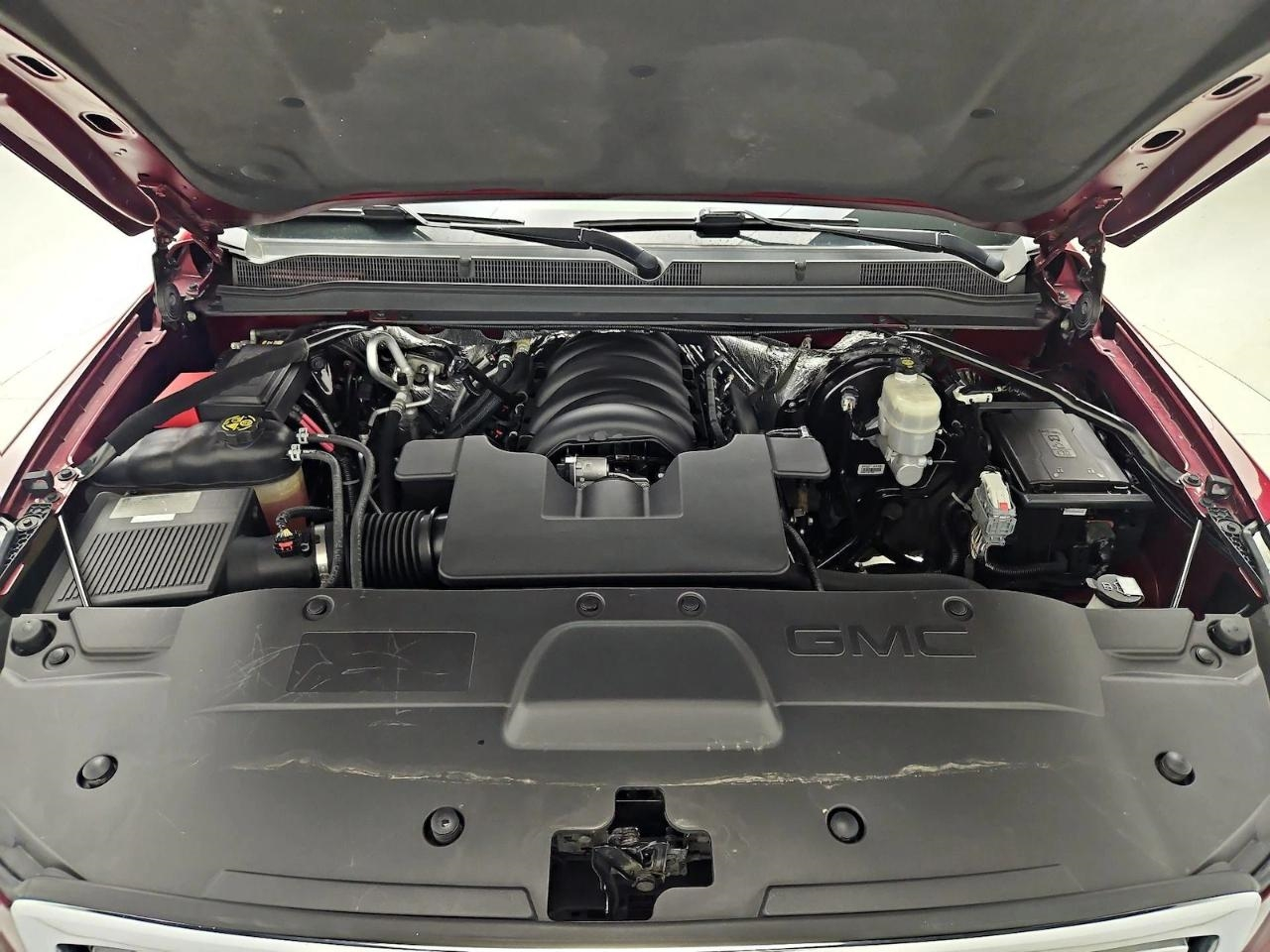 GMC Yukon SLT 2WD 2017