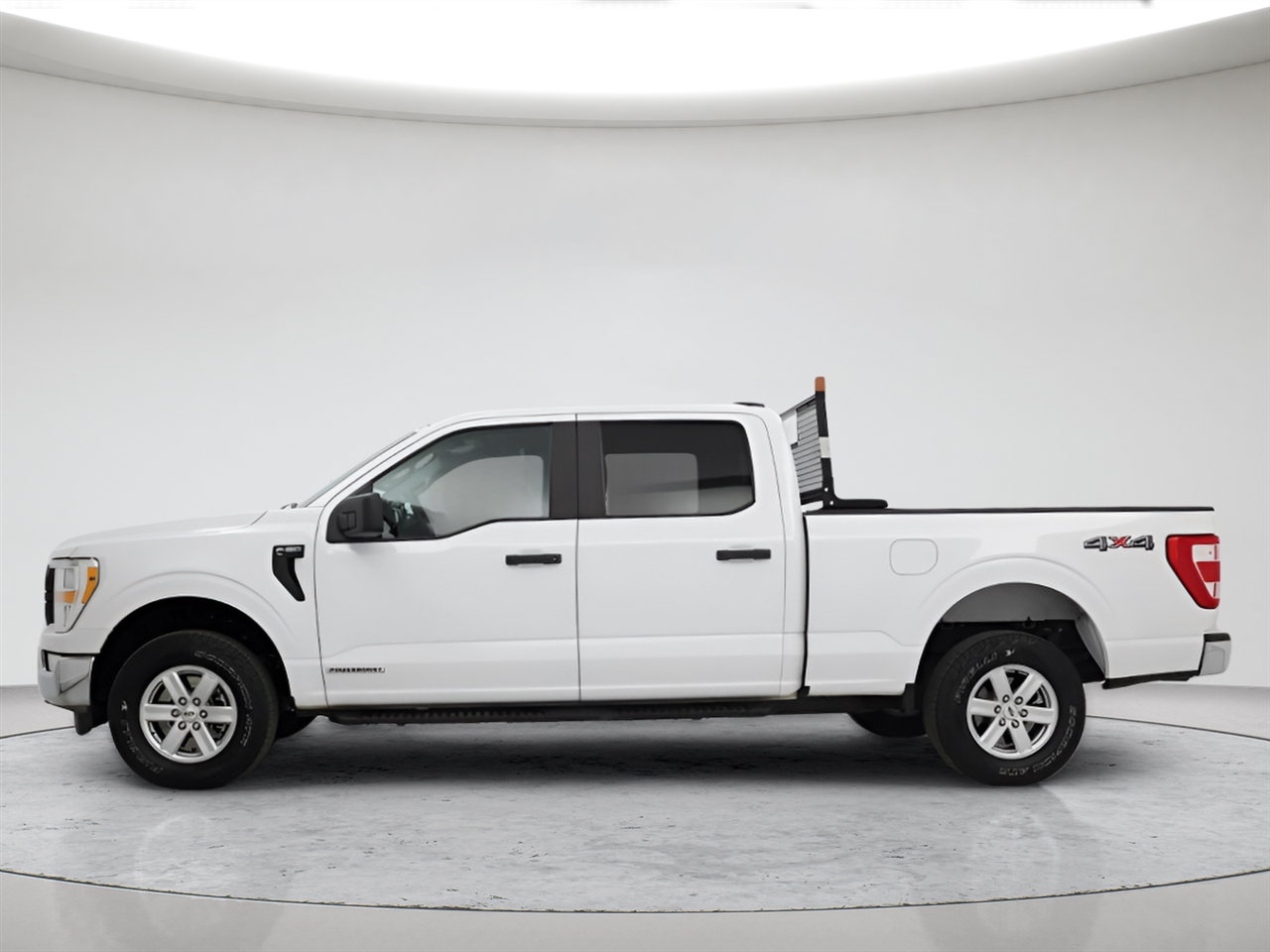 Ford F-150 Lariat SuperCrew 5.5-ft. Bed 2WD 2022