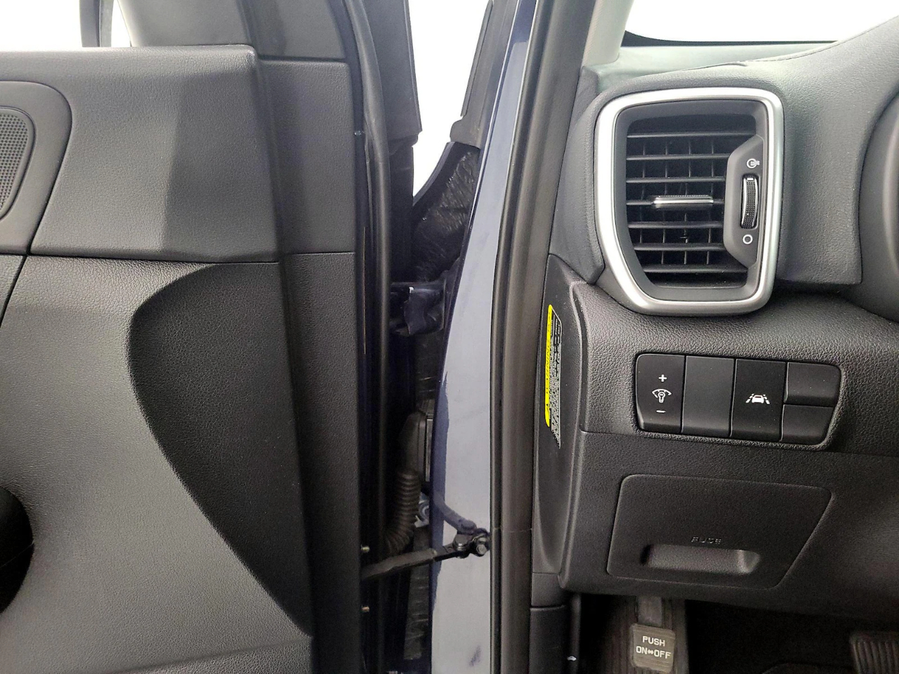 Kia Sportage LX FWD 2021