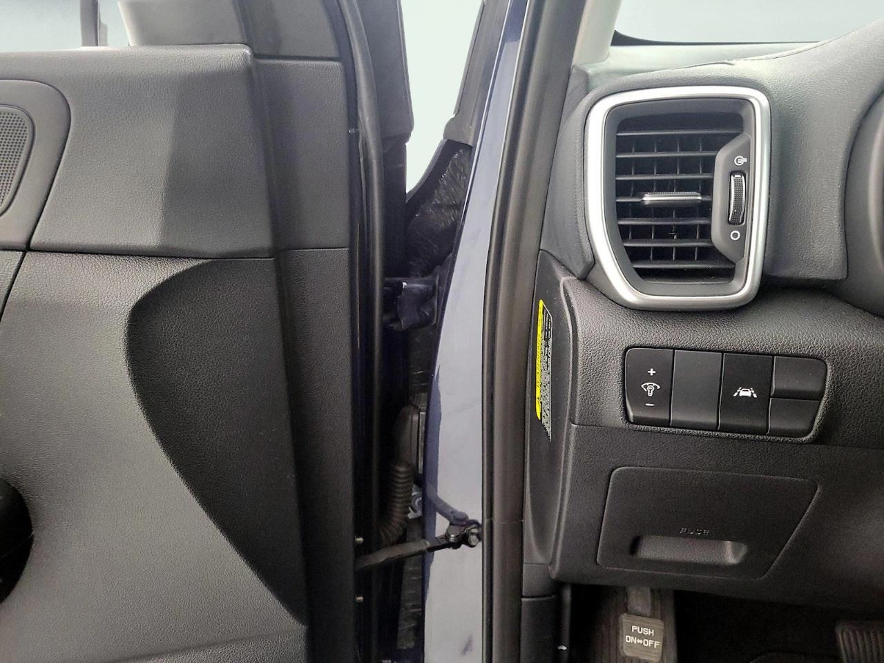 Kia Sportage LX FWD 2021