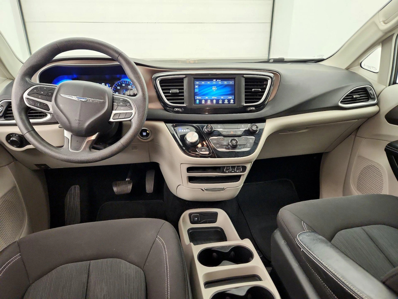 Chrysler Voyager LX 2022