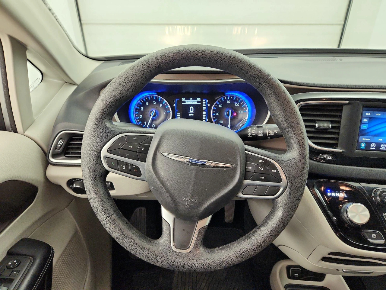 Chrysler Voyager LX 2022