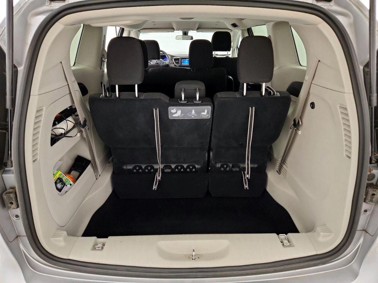 Chrysler Voyager LX 2022
