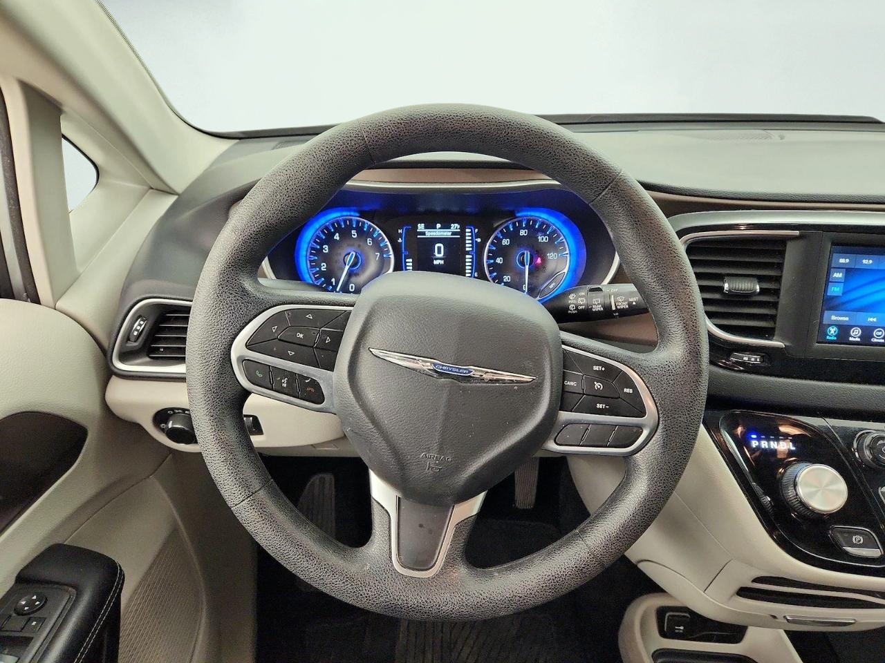 Chrysler Voyager LX 2022