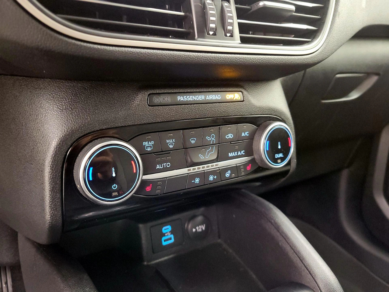 Ford Escape S 2022