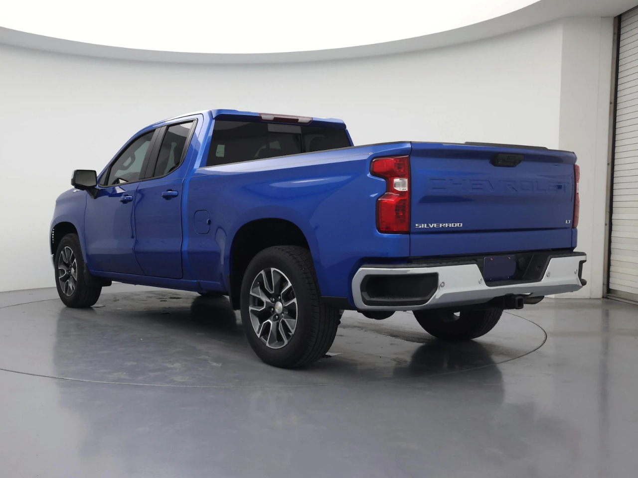 Chevrolet Silverado 1500 LTZ Crew Cab 4WD 2023