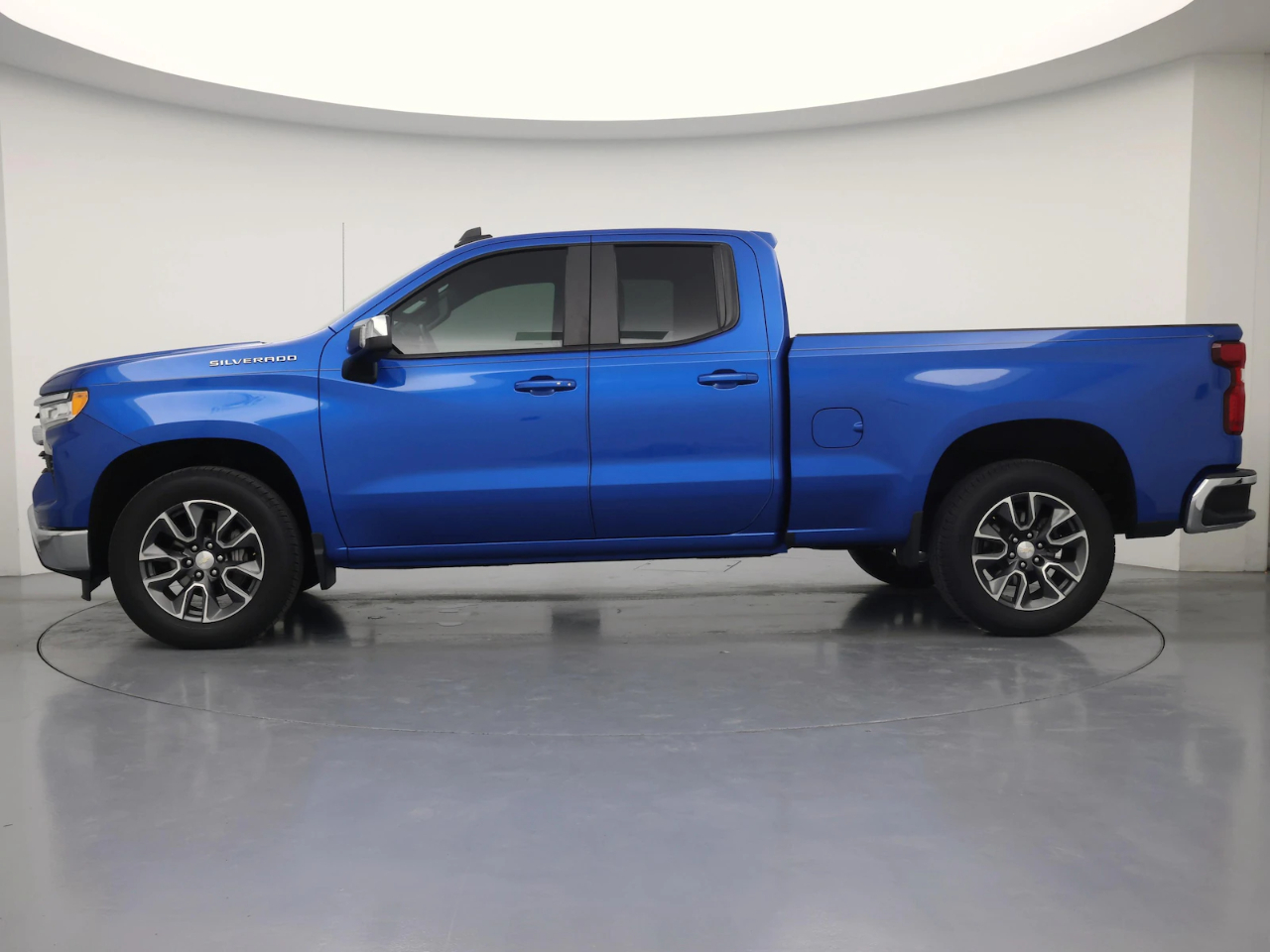 Chevrolet Silverado 1500 LTZ Crew Cab 4WD 2023