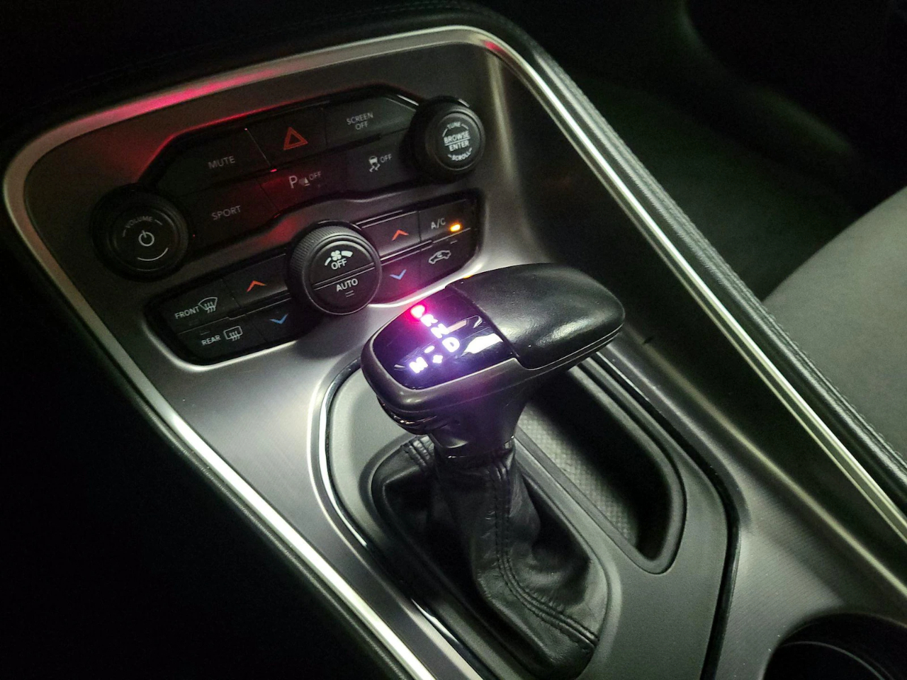 Dodge Challenger SXT 2019