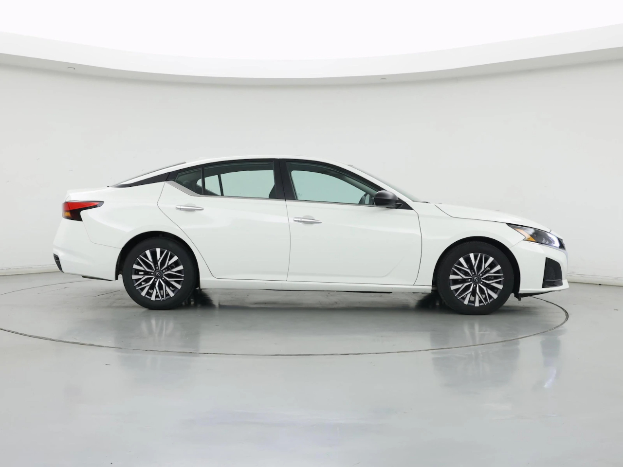 Nissan Altima 2.5 SV 2025