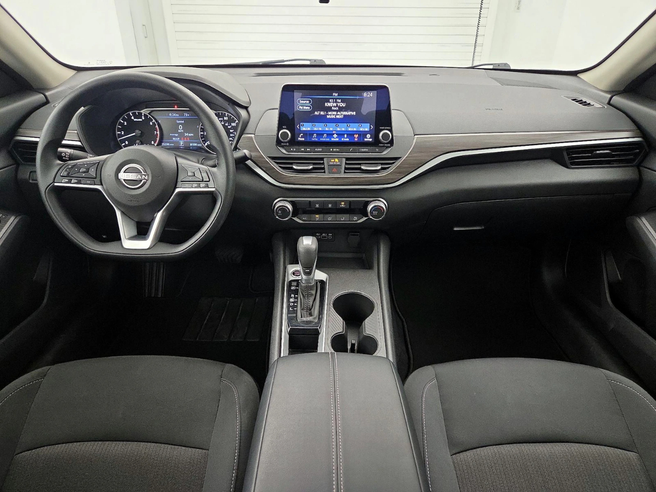 Nissan Altima 2.5 SV 2025
