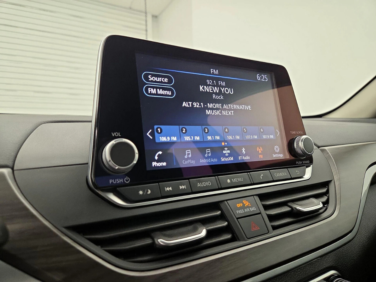 Nissan Altima 2.5 SV 2025