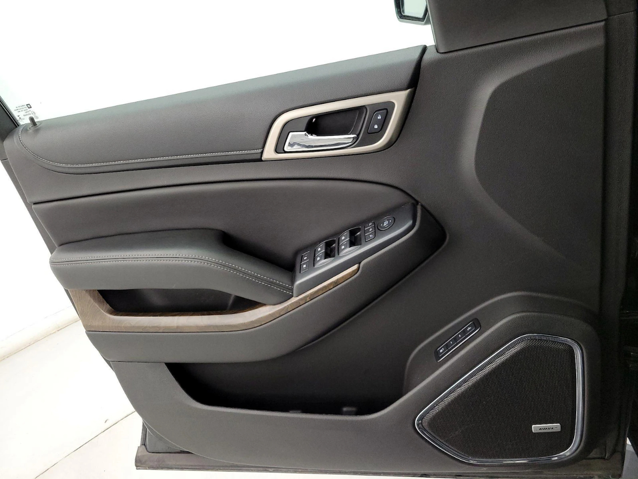 GMC Yukon Denali 4WD 2017