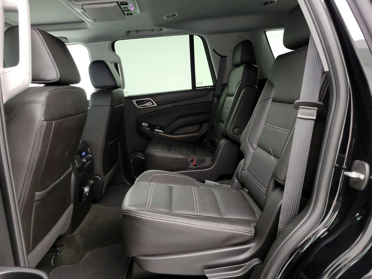 GMC Yukon Denali 4WD 2017