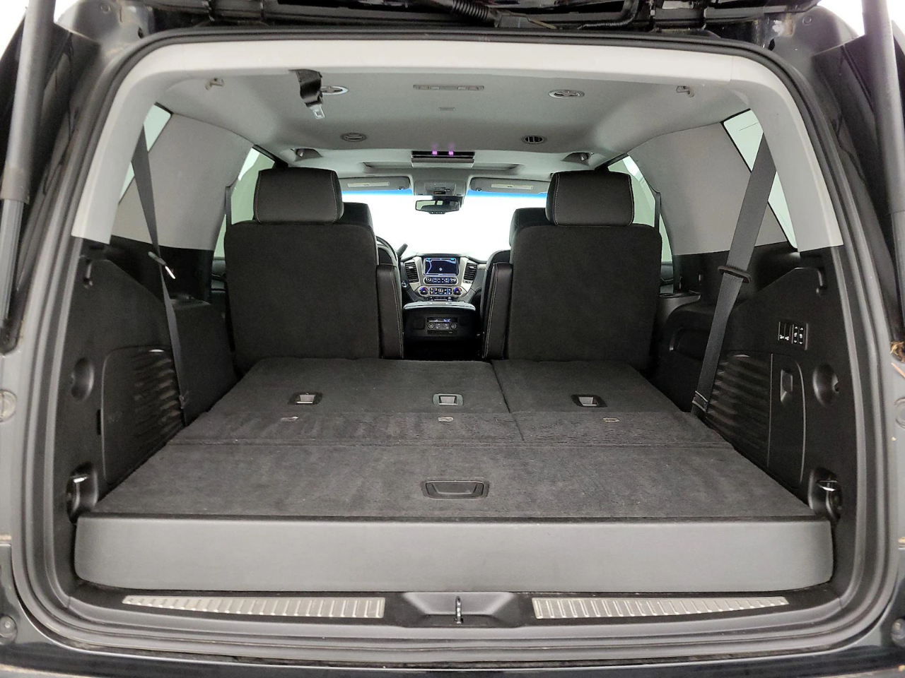 GMC Yukon Denali 4WD 2017