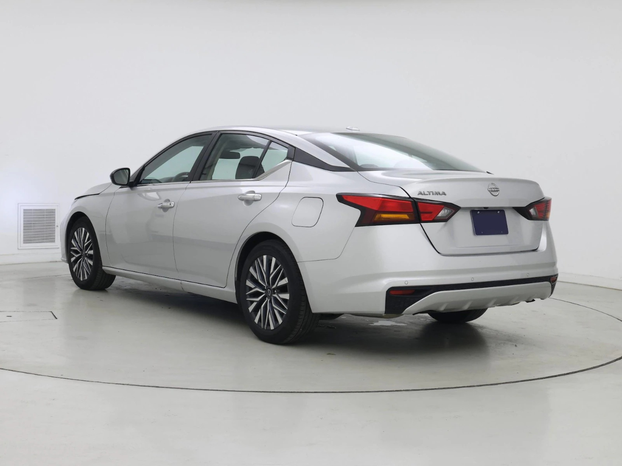 Nissan Altima 2.5 SV 2025
