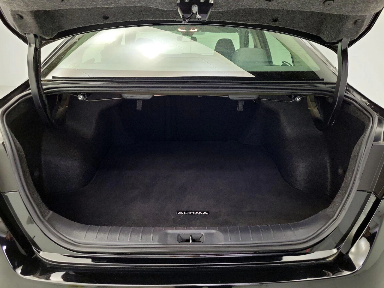 Nissan Altima 2.5 SV 2025