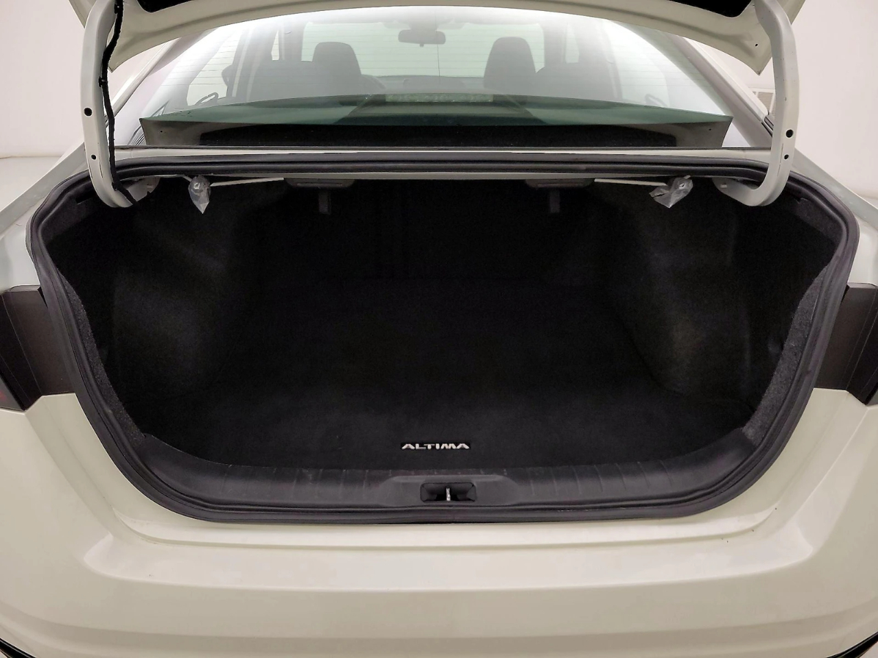 Nissan Altima 2.5 SV 2025