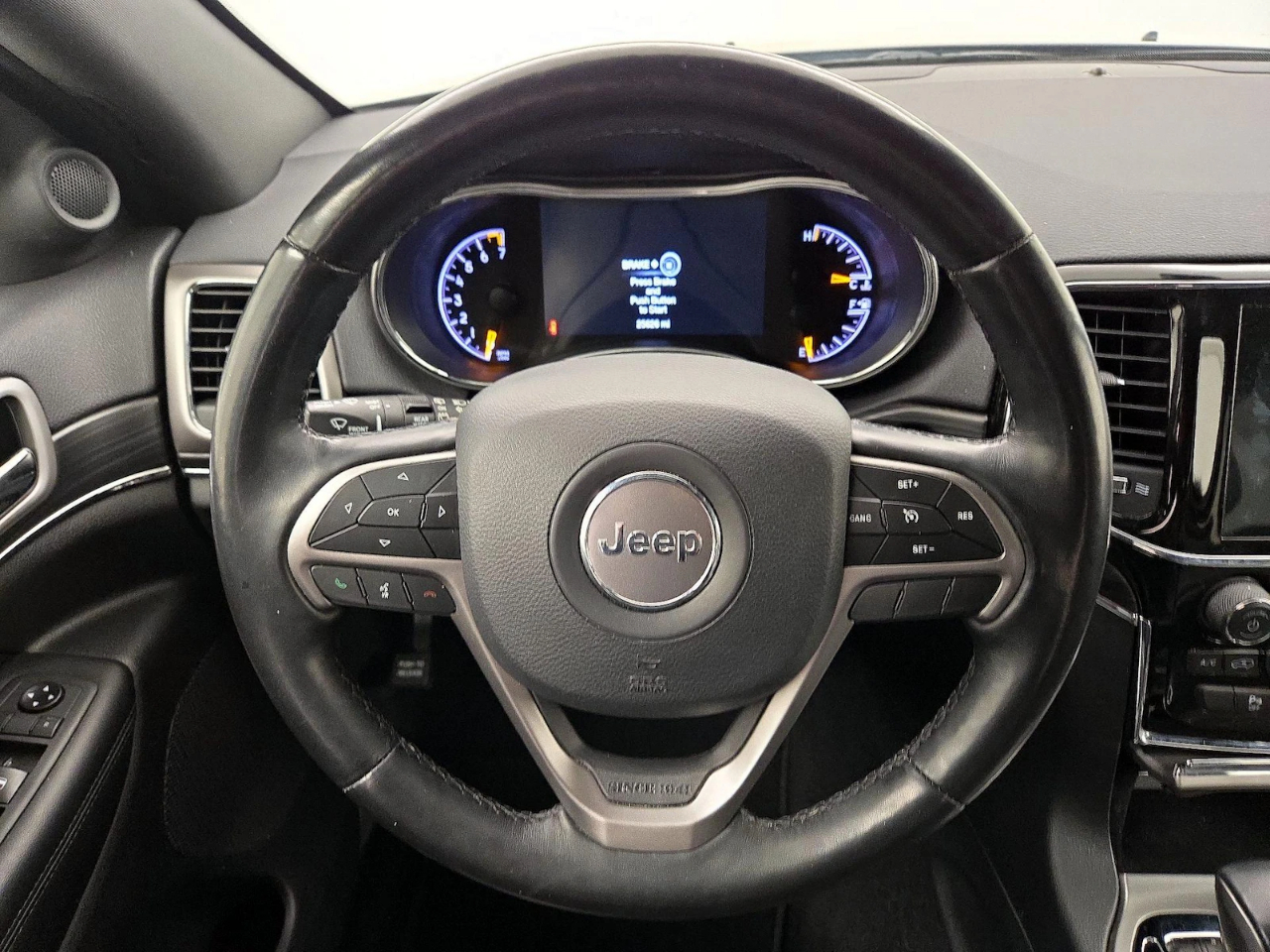 Jeep Cherokee Latitude Lux 4WD 2023