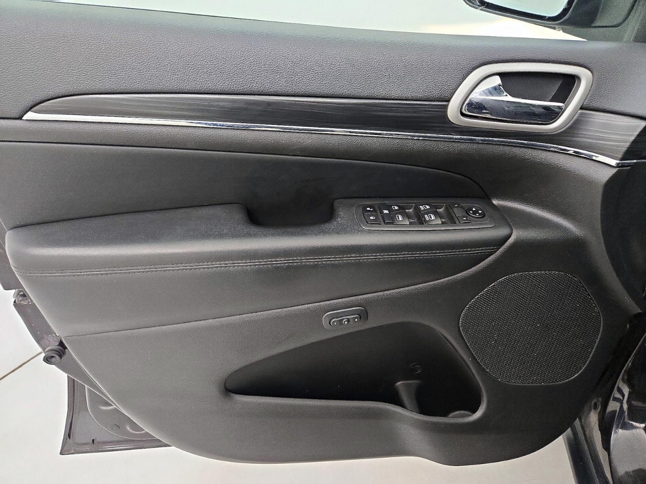 Jeep Cherokee Latitude Lux 4WD 2023