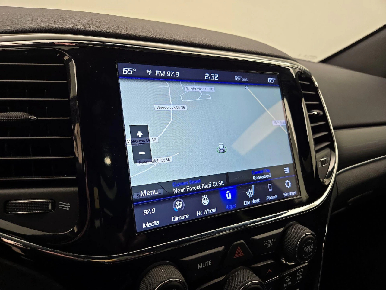 Jeep Cherokee Latitude Lux 4WD 2023
