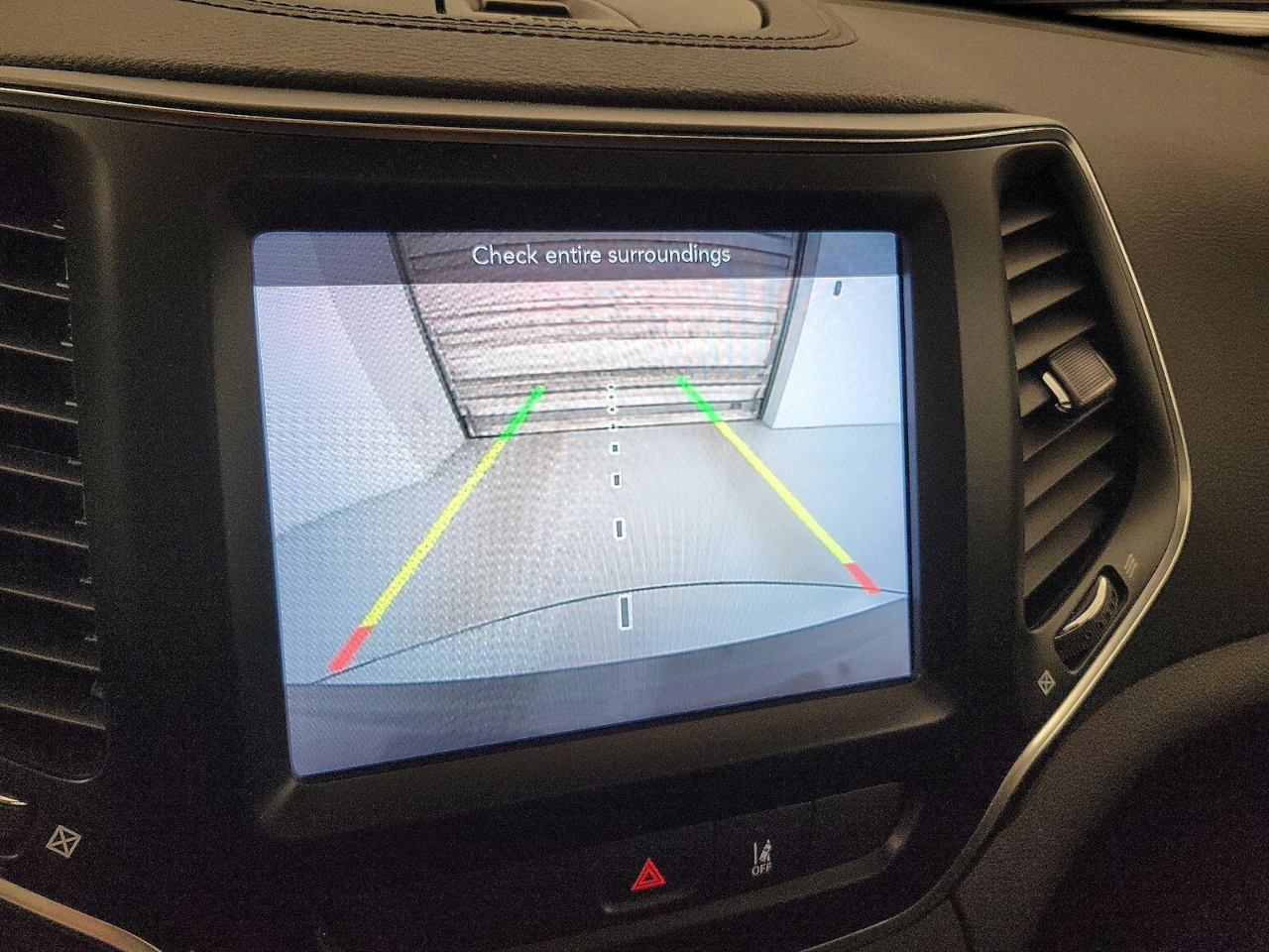 Jeep Cherokee Latitude Lux 4WD 2023