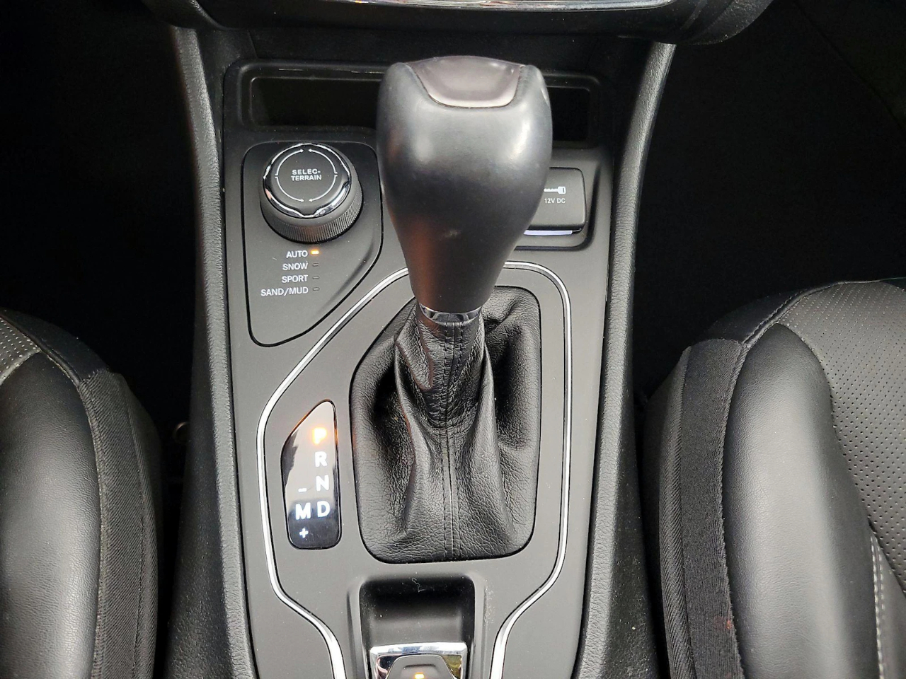 Jeep Cherokee Latitude Lux 4WD 2023