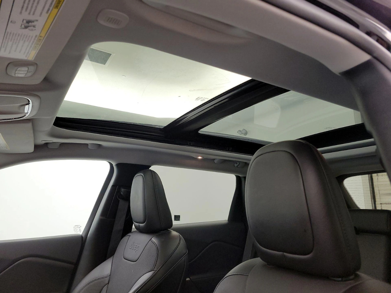 Jeep Cherokee Latitude Lux 4WD 2023