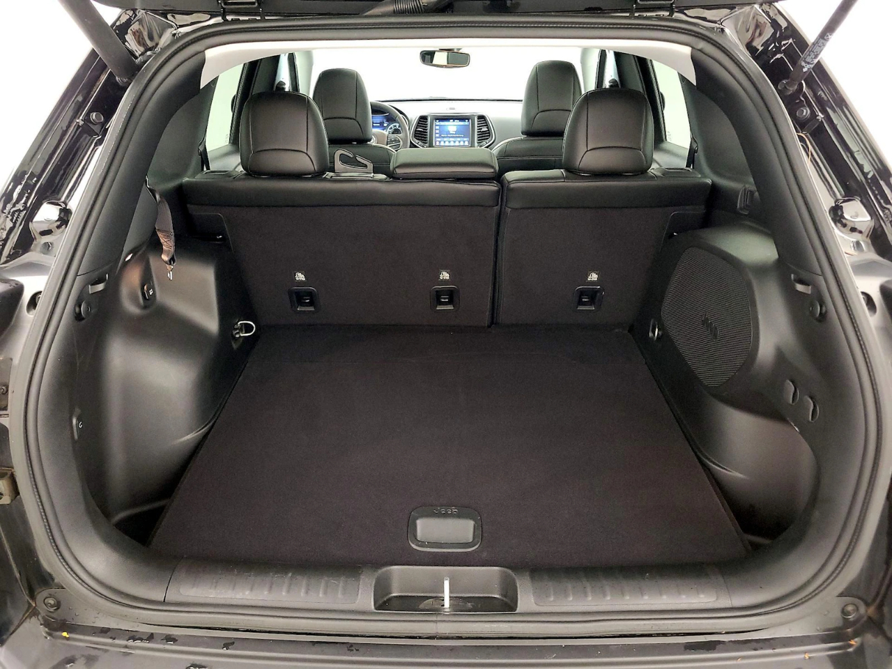Jeep Cherokee Latitude Lux 4WD 2023