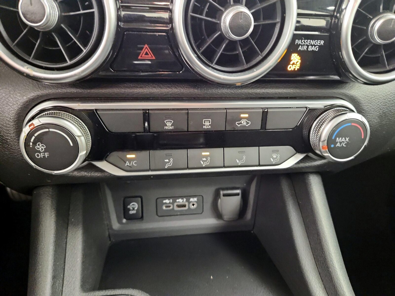 Nissan Sentra SV 2025