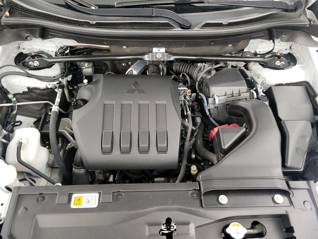Mitsubishi Eclipse Cross LE AWD 2023