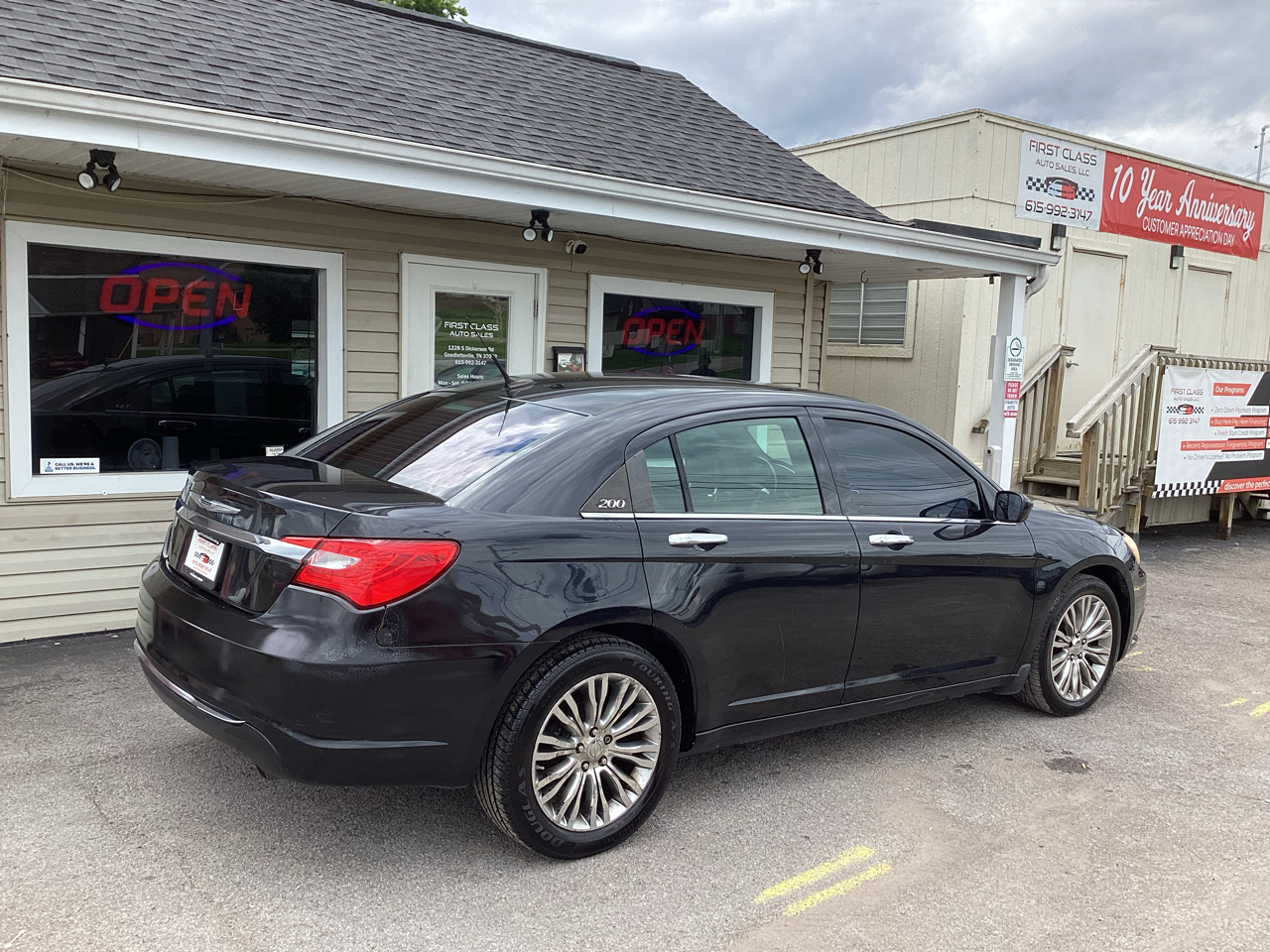 Chrysler 200 Limited 2011