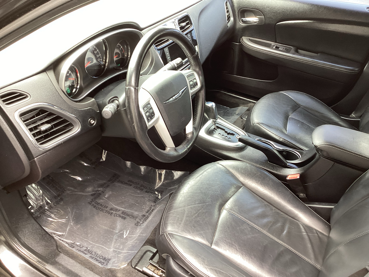 Chrysler 200 Limited 2011