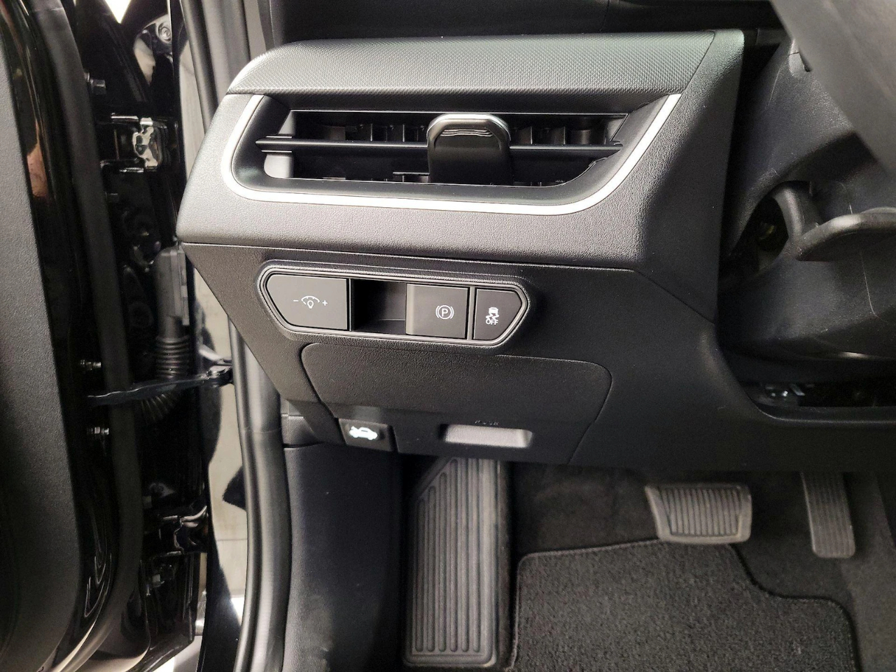 Kia K4 LXS 2025