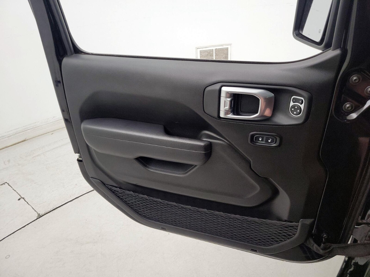 Jeep Wrangler Unlimited Sport 2023