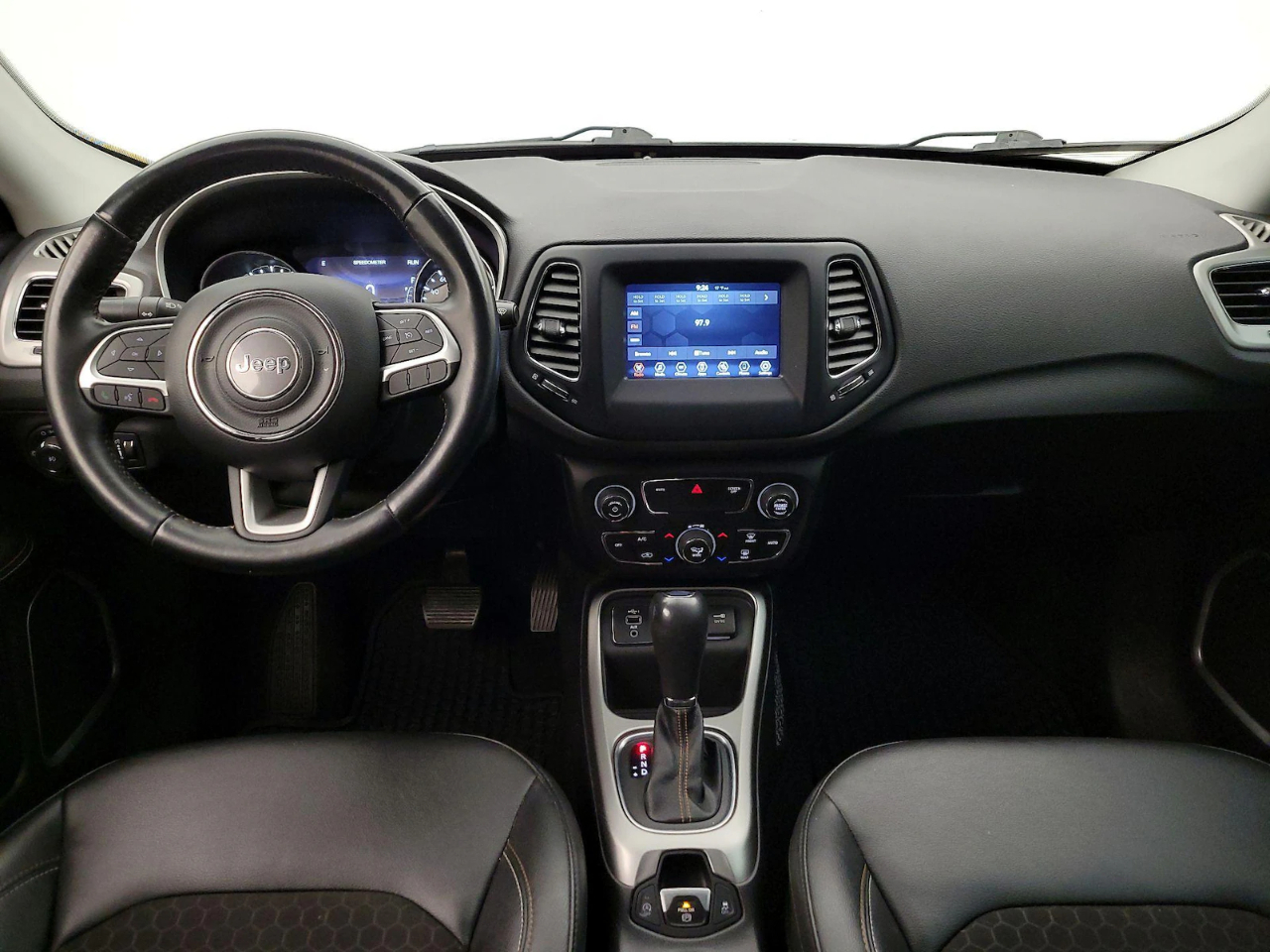 Jeep Compass Latitude FWD 2021