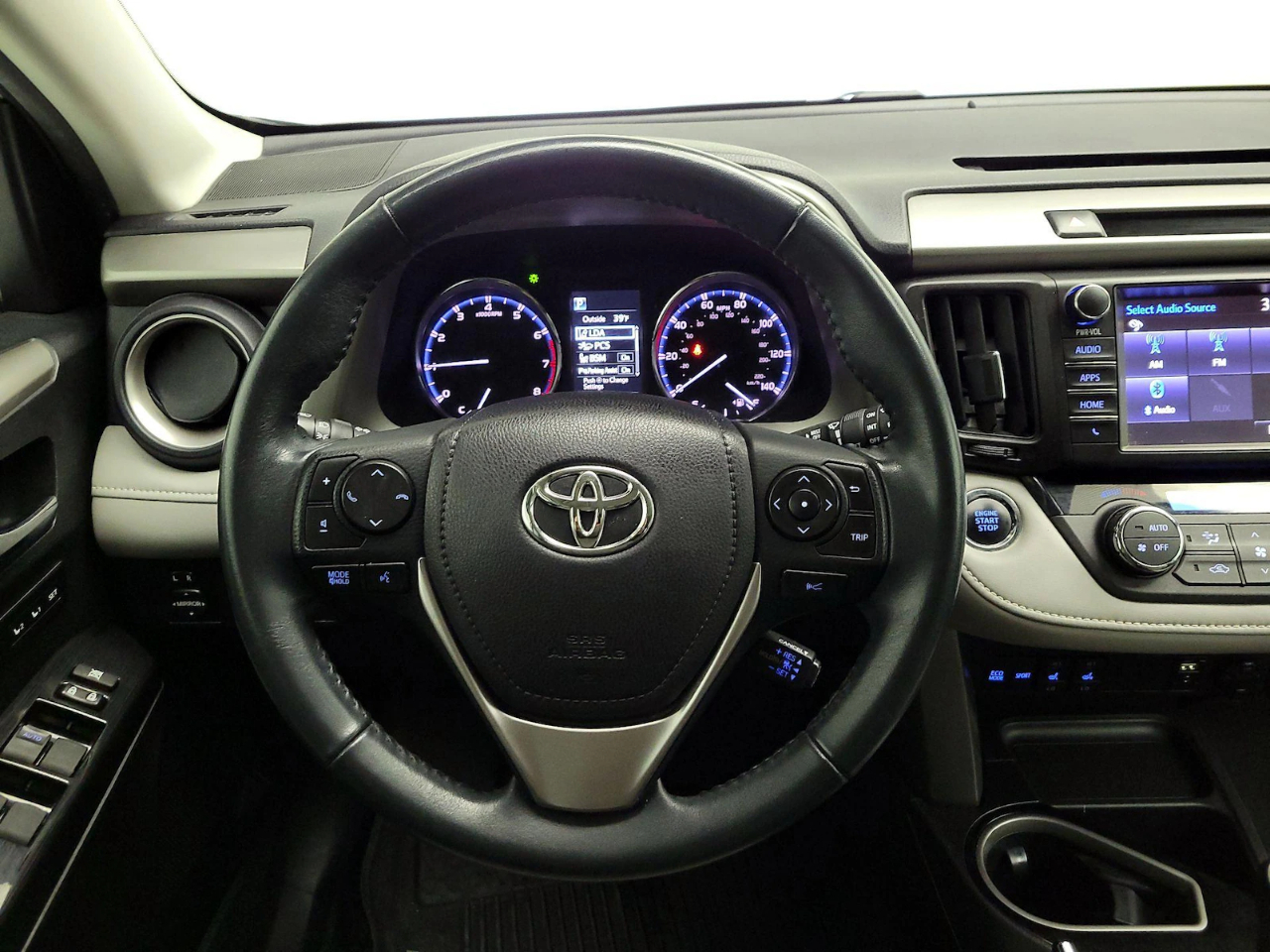 Toyota RAV4 XLE FWD 2018