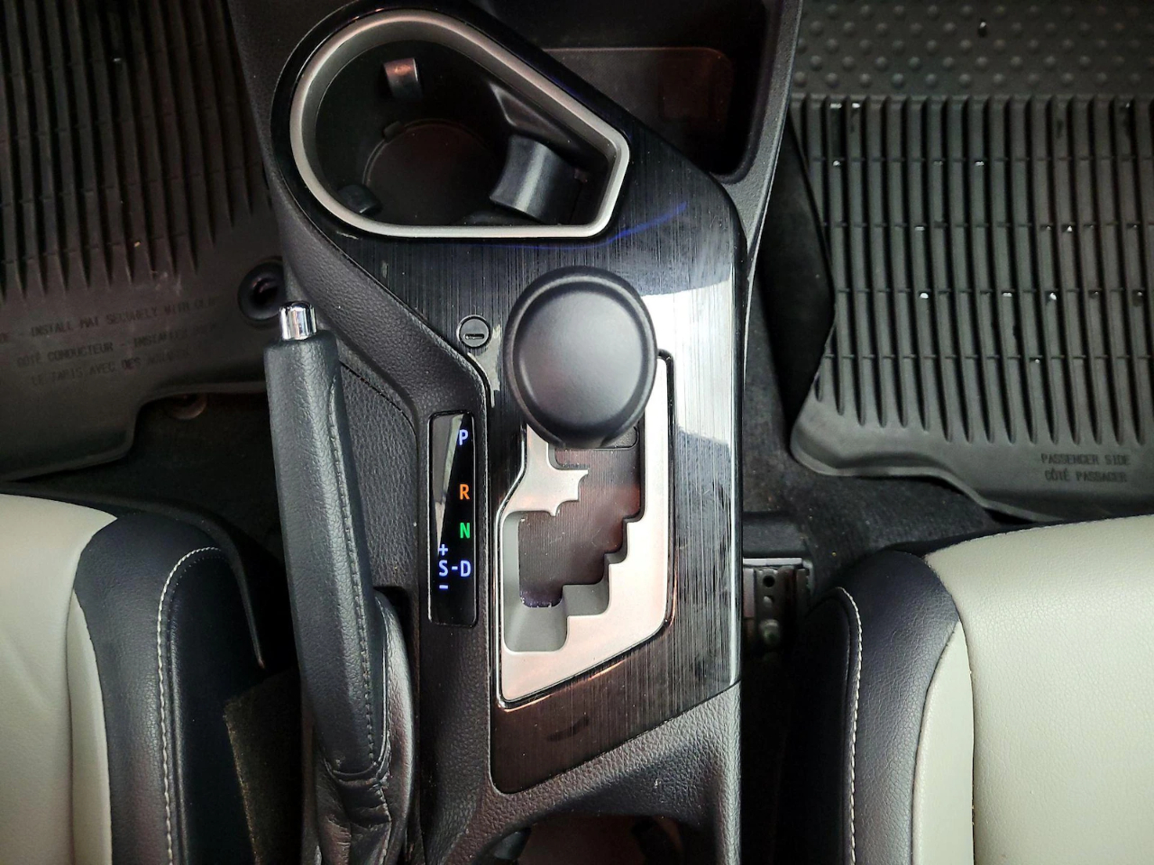Toyota RAV4 XLE FWD 2018
