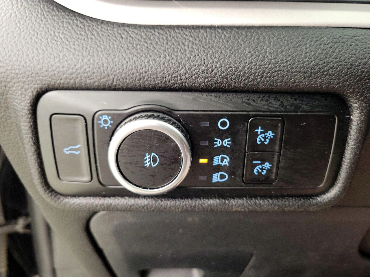 Ford Explorer XLT AWD 2023