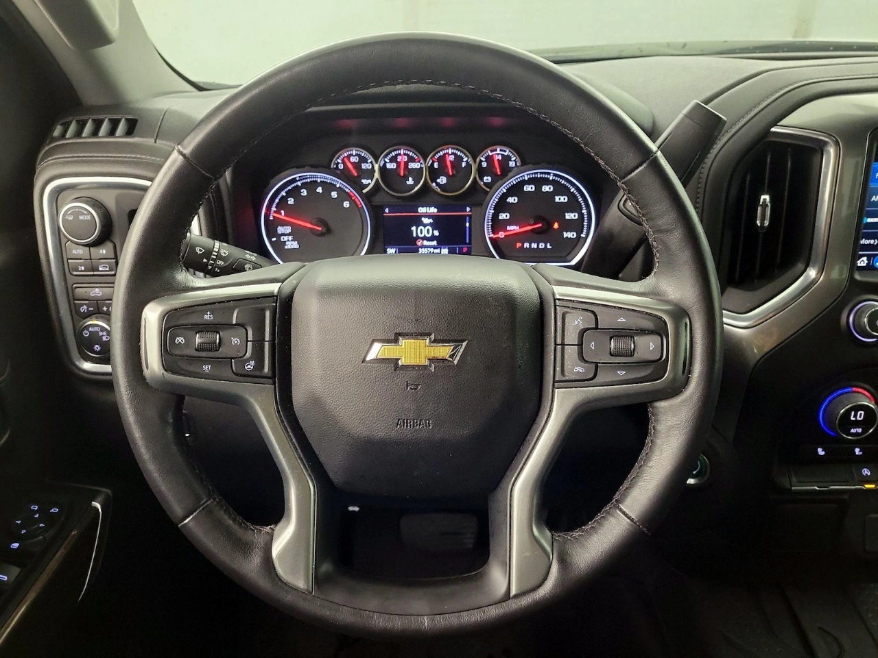 Chevrolet Silverado 1500 LT Crew Cab 2WD 2021