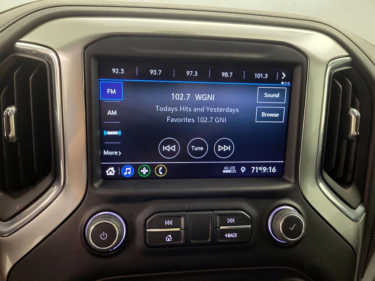 Chevrolet Silverado 1500 LT Crew Cab 2WD 2021