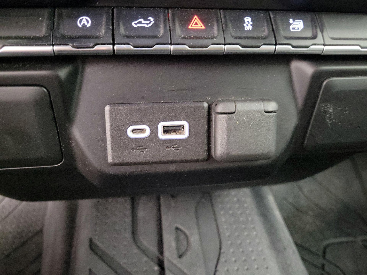 Chevrolet Silverado 1500 LT Crew Cab 2WD 2021