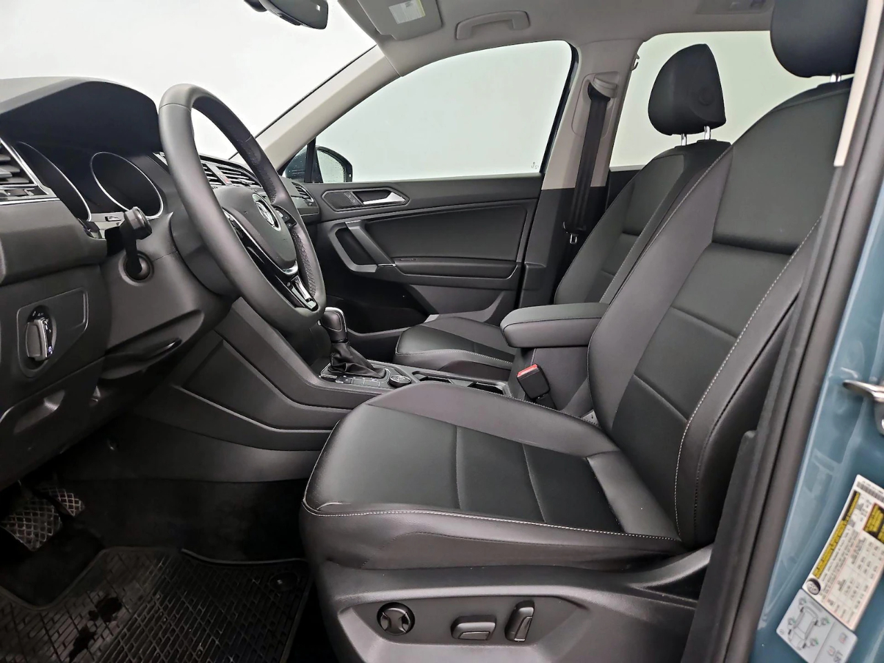 Volkswagen Tiguan SE 4Motion 2021
