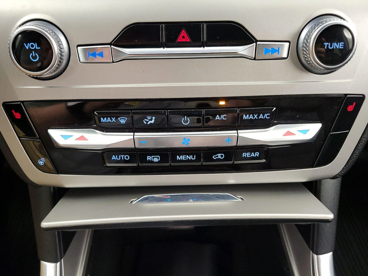 Ford Explorer XLT AWD 2021