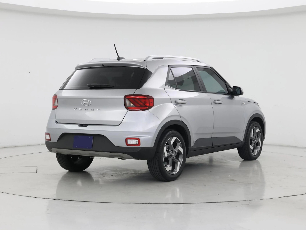 2025 Hyundai Venue SEL - Photo 10