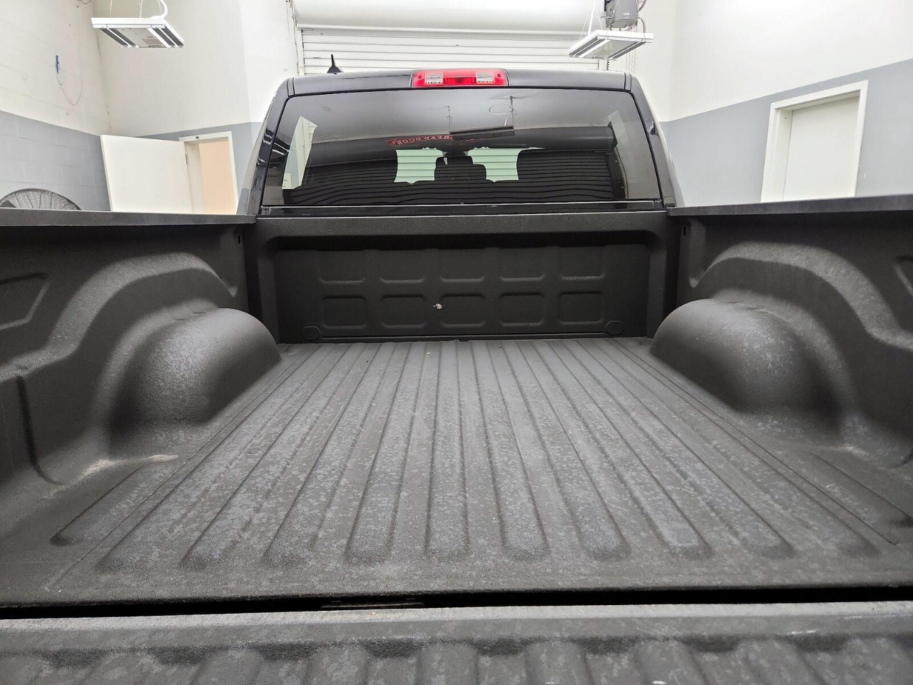 RAM 1500 Classic Tradesman Crew Cab SWB 2WD 2024