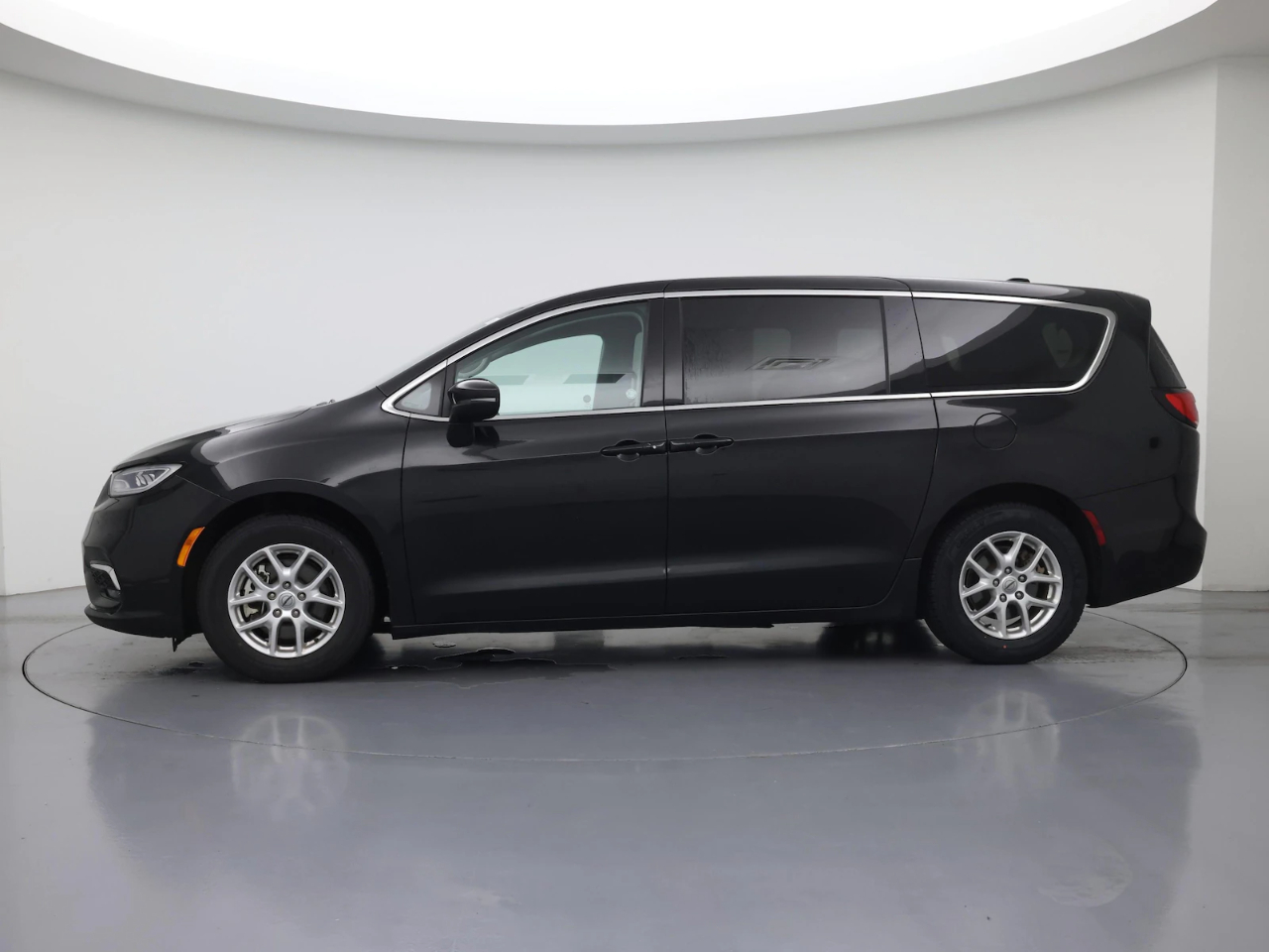 Chrysler Pacifica Touring L 2023