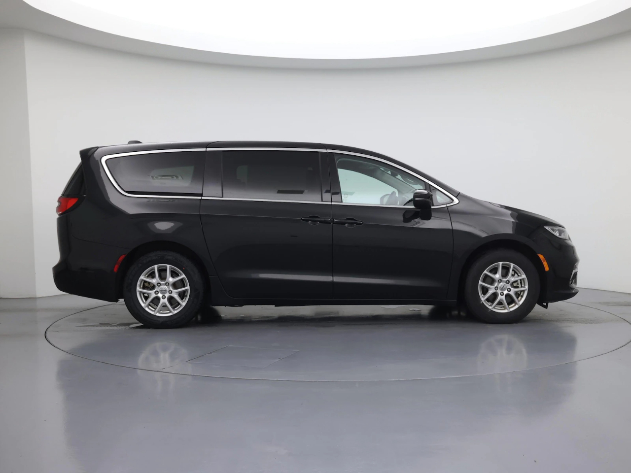 Chrysler Pacifica Touring L 2023