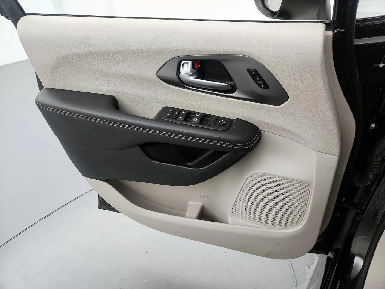 Chrysler Pacifica Touring L 2023