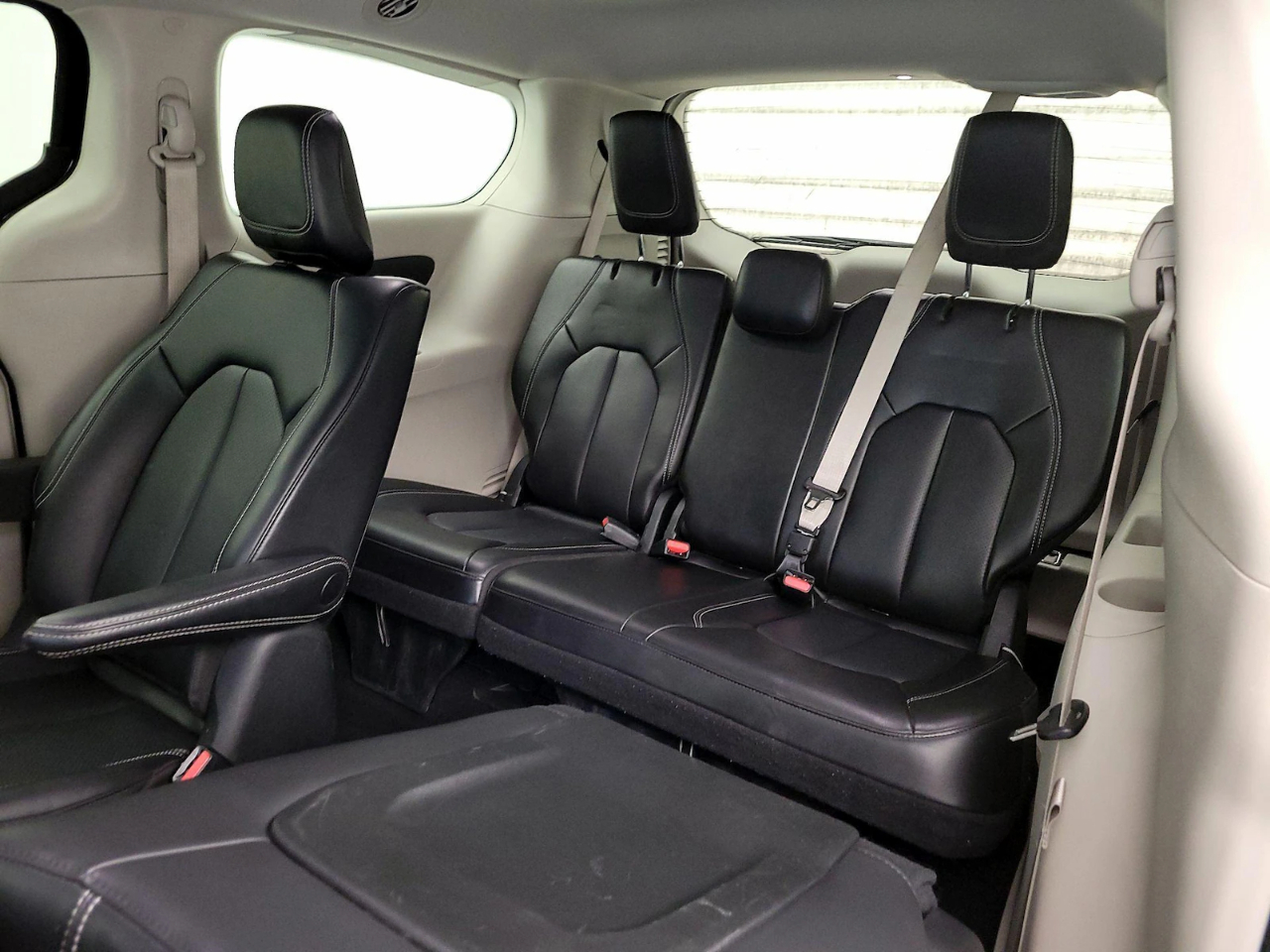 Chrysler Pacifica Hybrid Touring L 2023